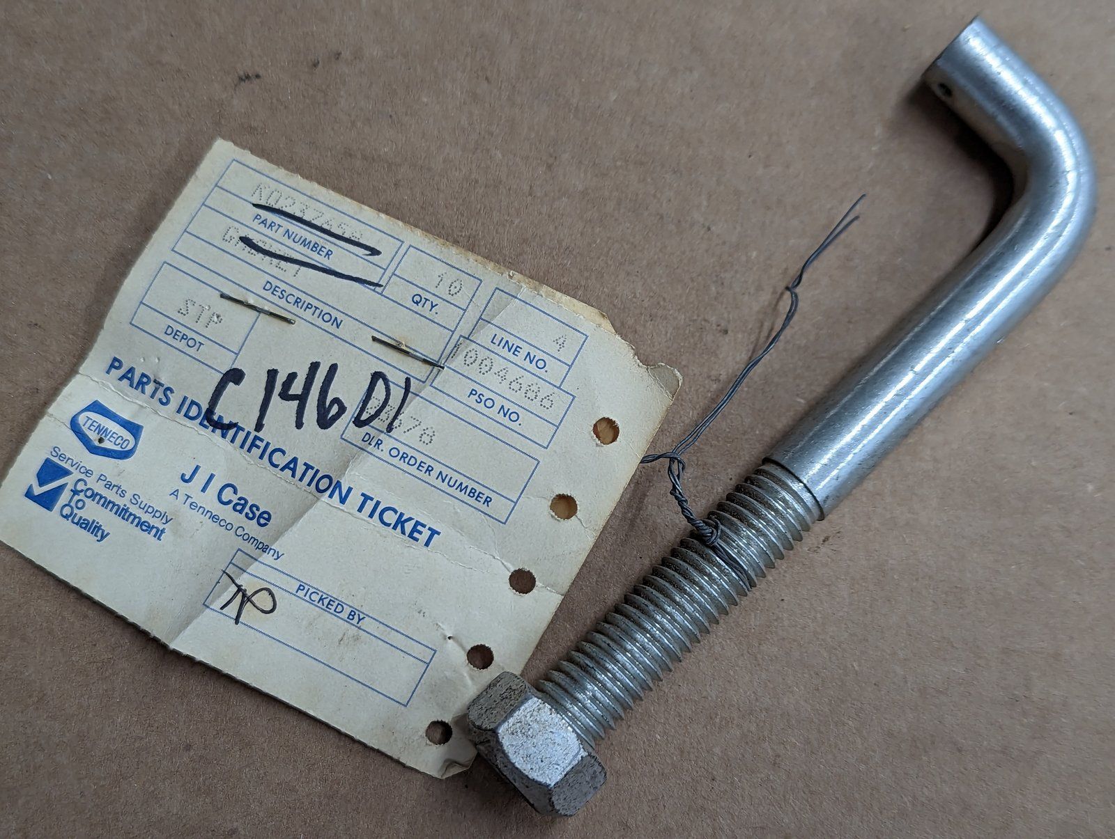 C14601 ROD - DOZER ADJ - Ingersoll/Case Tractor Part