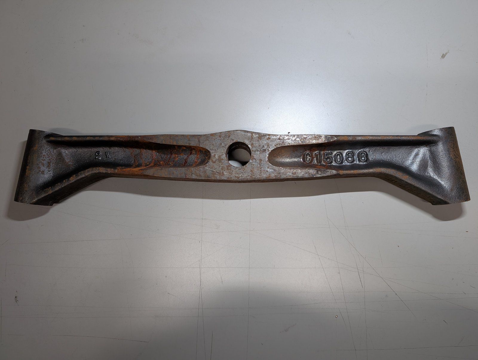 C15066 AXLE FRONT 108 111 112 114 116 - Ingersoll/Case Tractor Part