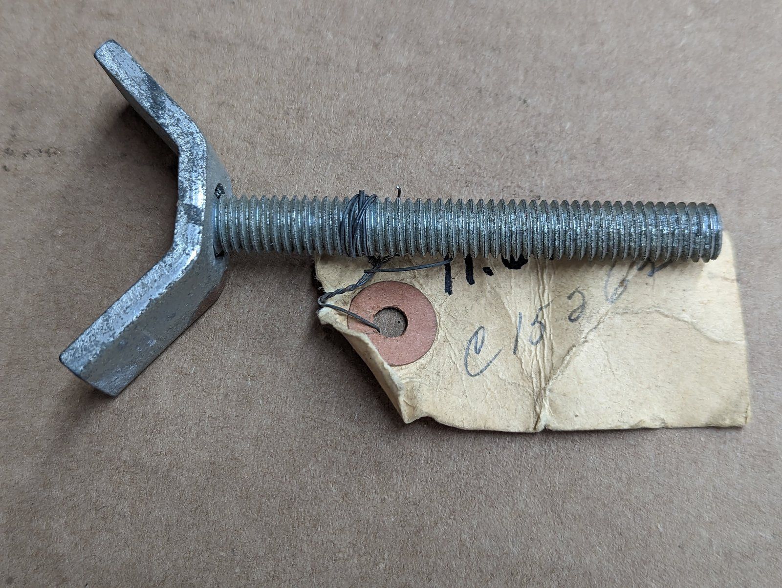 C15262 SCREW - Ingersoll/Case Tractor Part
