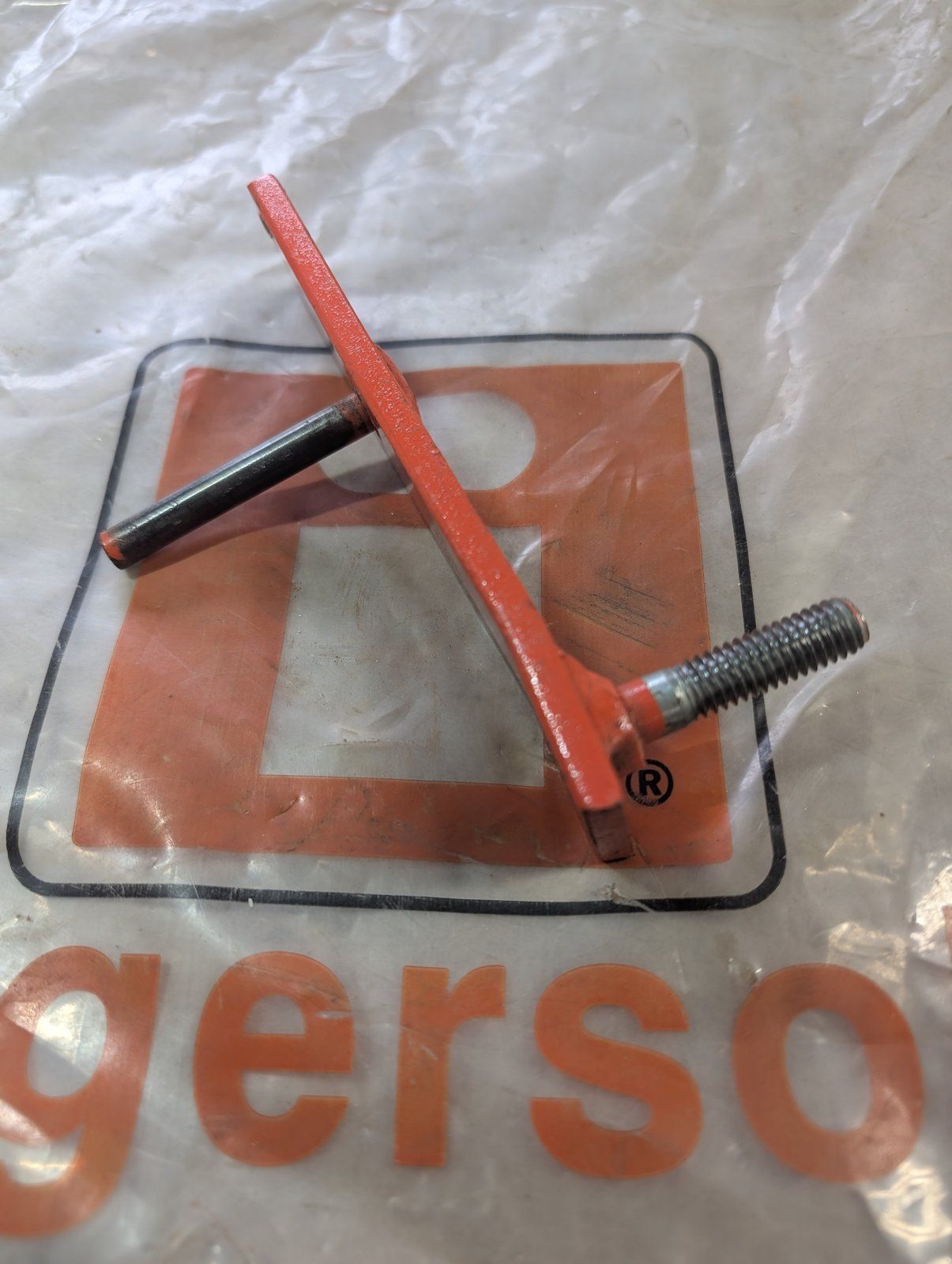 C15296 WMT ARM IDLER - Ingersoll/Case Tractor Part