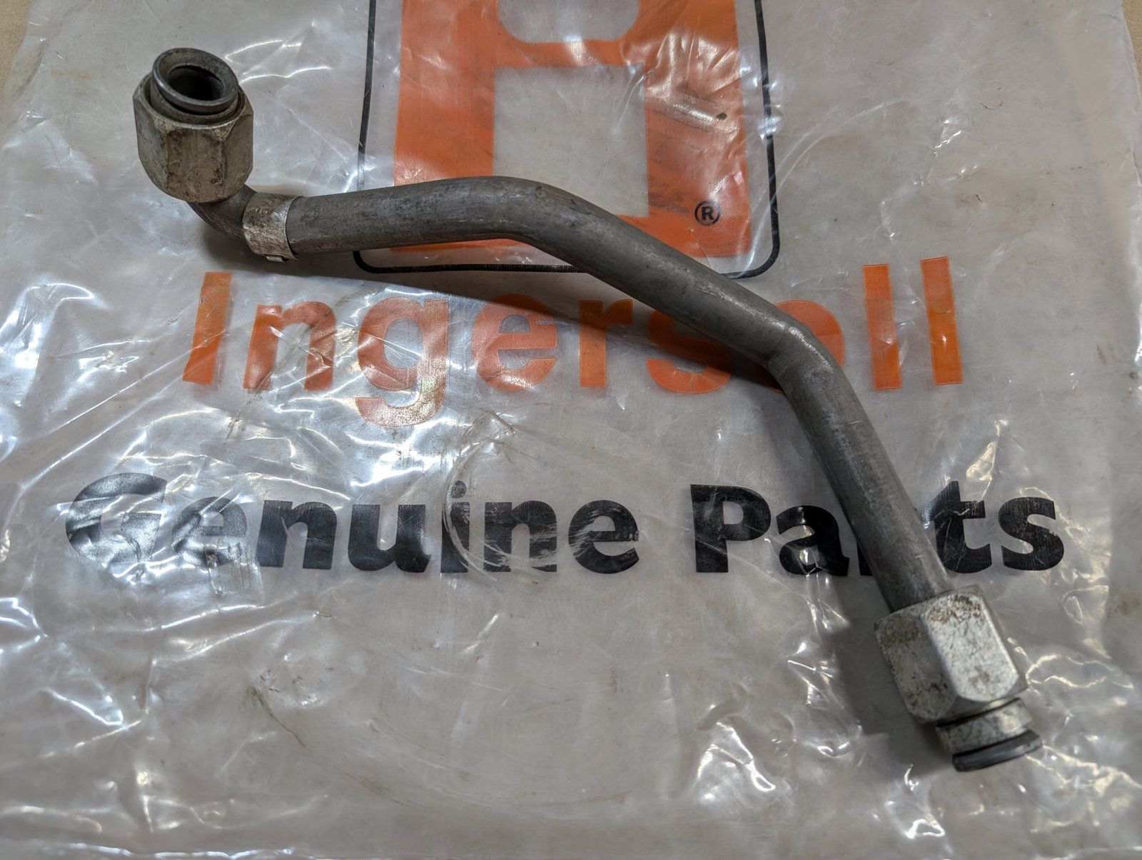 C15479 TUBE PUMP TO VALVE - Ingersoll/Case Tractor Part