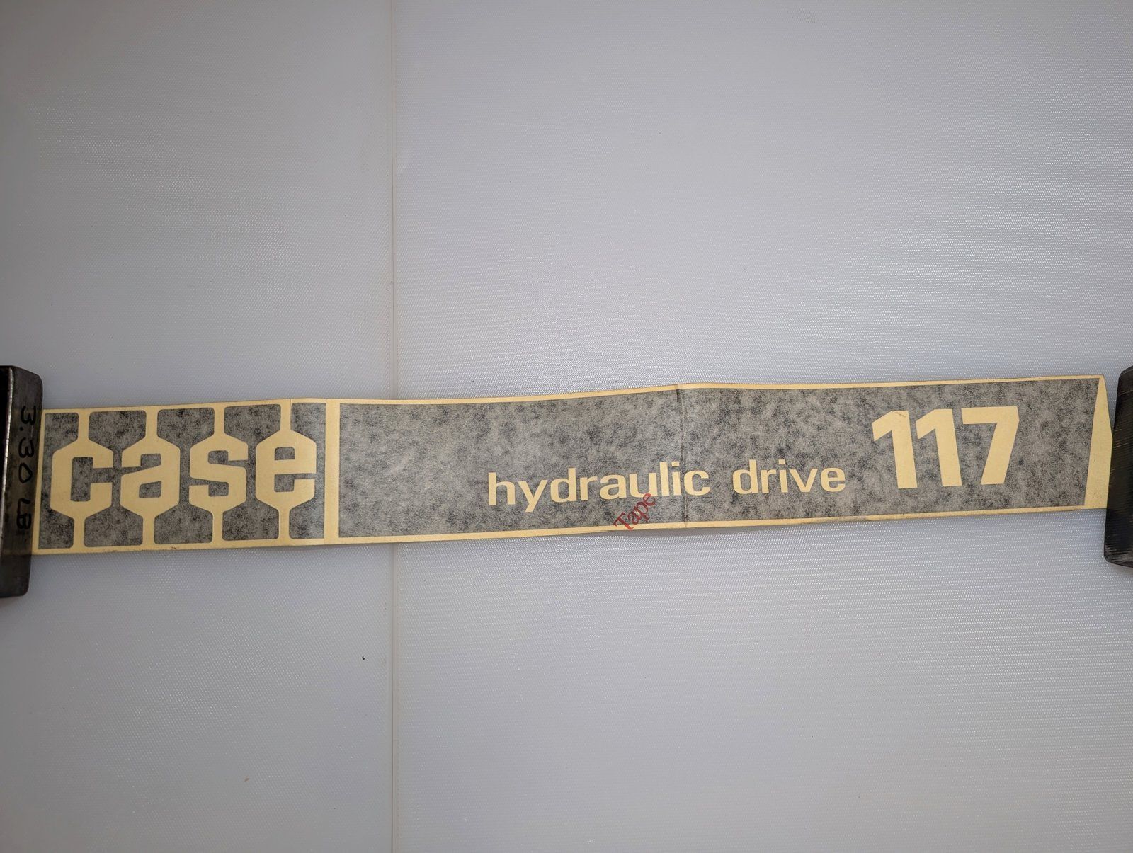 C15646 DECAL LH MODEL 117 - Ingersoll/Case Tractor Part