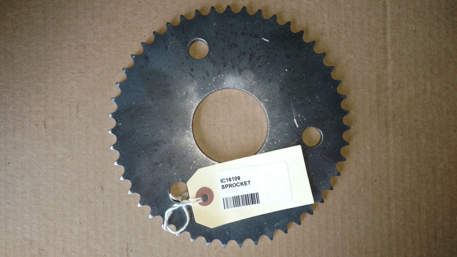 C16109 SPROCKET- AUGER #40 SB38 SB48 - Ingersoll/Case Tractor Part