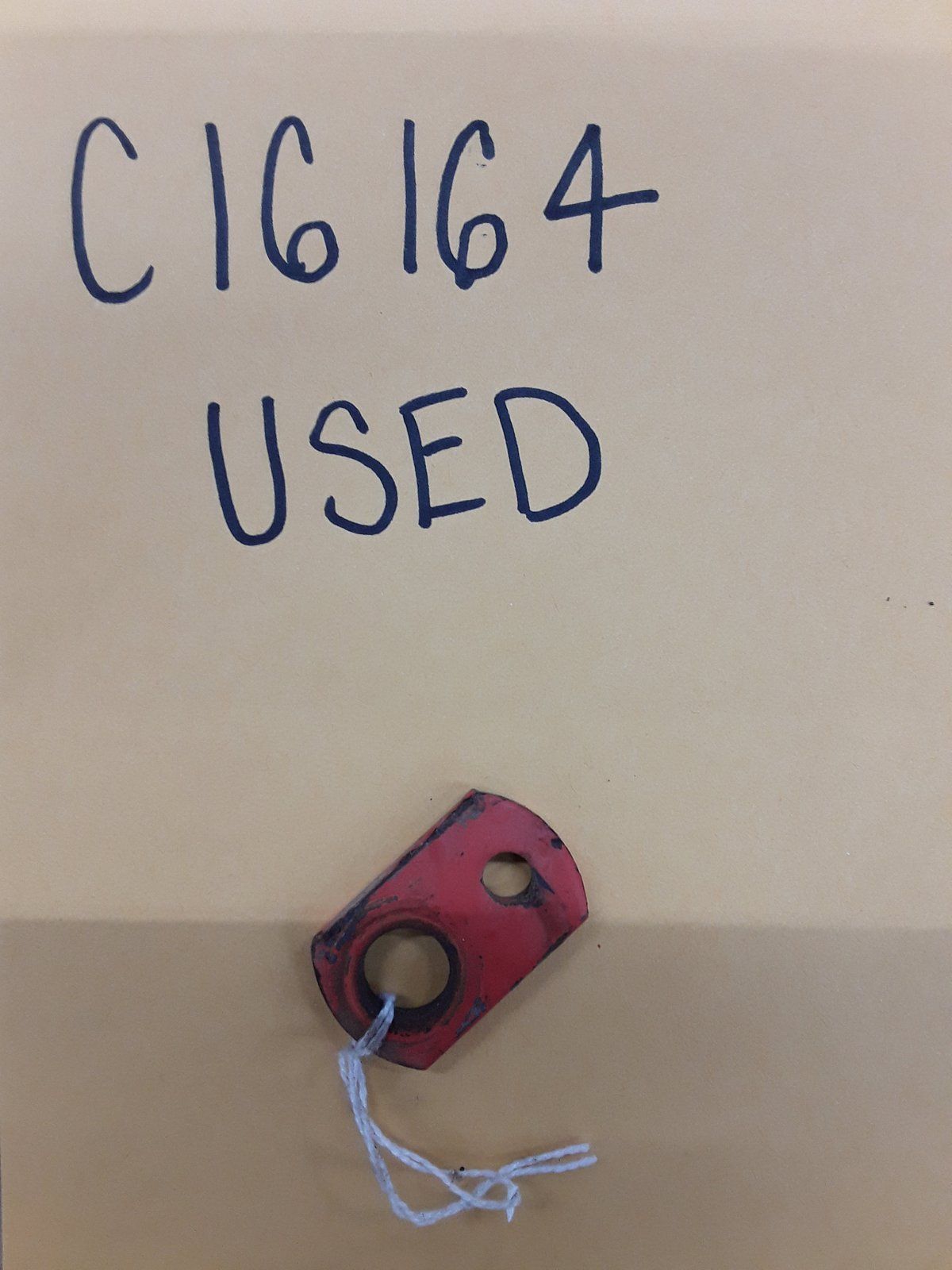 C16164 USED TAB - LIFT CONTROL - Ingersoll/Case Tractor Part