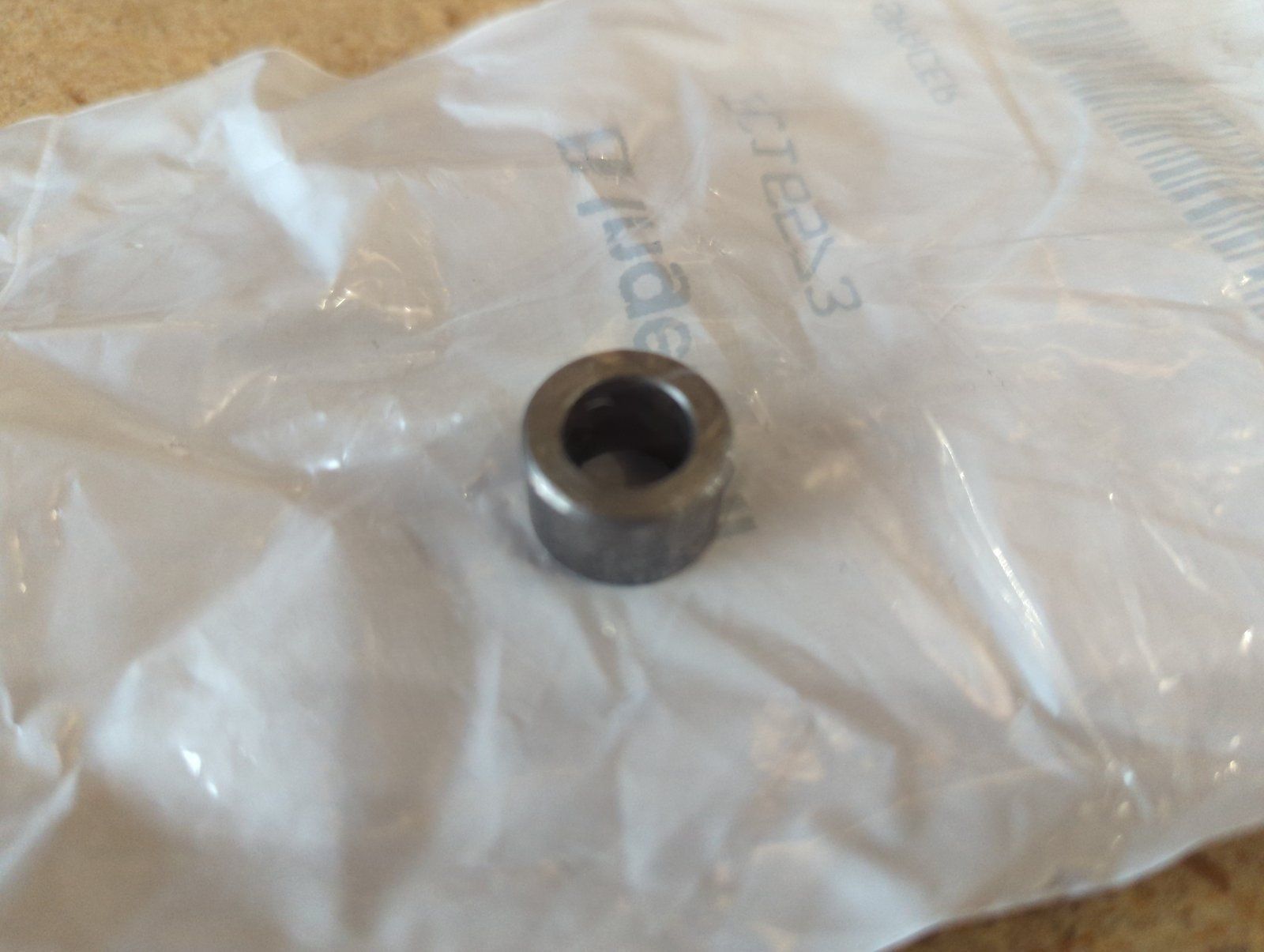 C16573 SPACER-SLEEVE .380x.623x.410 - Ingersoll/Case Tractor Part