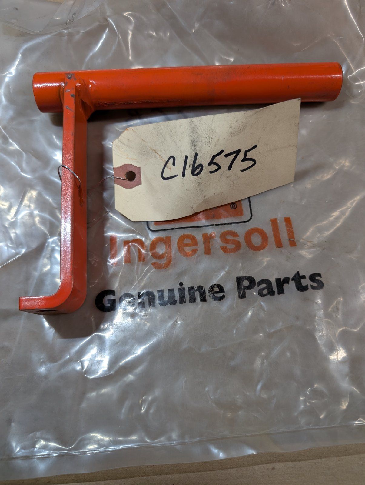 C16575 ASSY: IDLER ARM BUSHING J-N 40 44 45 46 - Ingersoll/Case Tractor Part