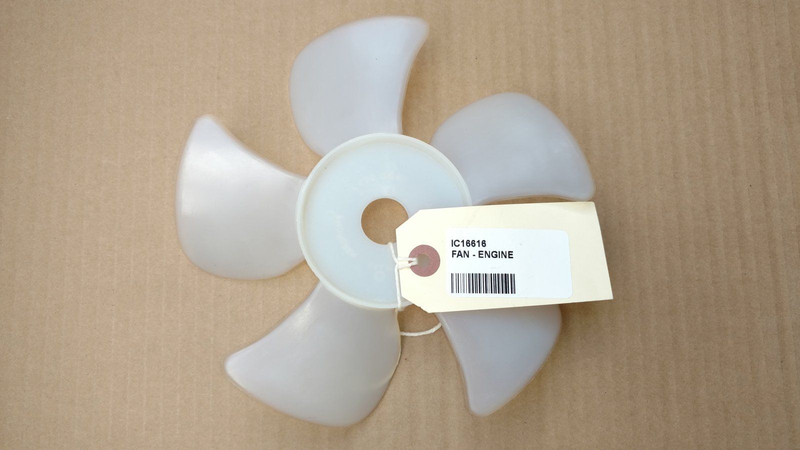 C16616 FAN - ENGINE - Ingersoll/Case Tractor Part