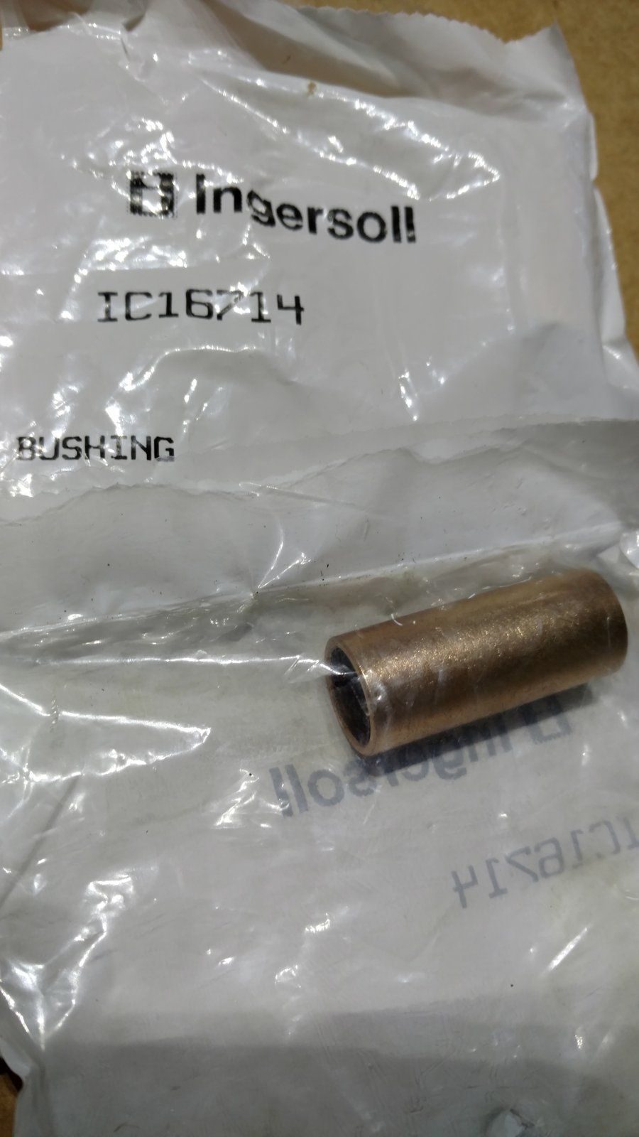 C16714 ( replaces G9021014 ) BUSHING .503x.627x1.5 BRONZE - Ingersoll/Case Tractor Part