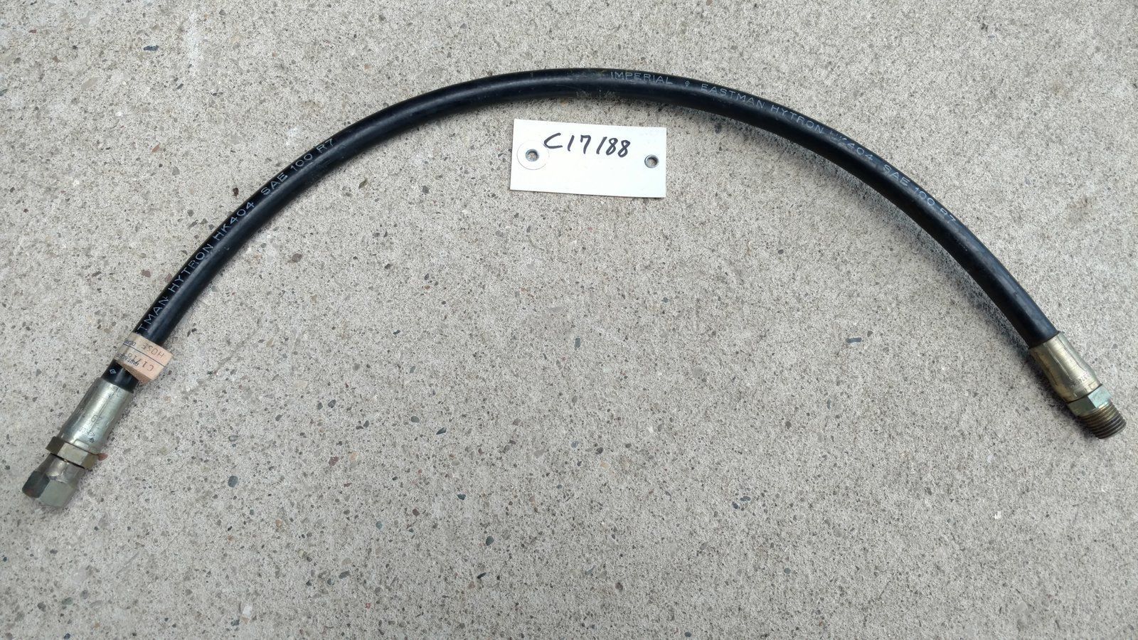 C17188 HOSE - LIFT(S) 1/4 X 23.5 - Ingersoll/Case Tractor Part