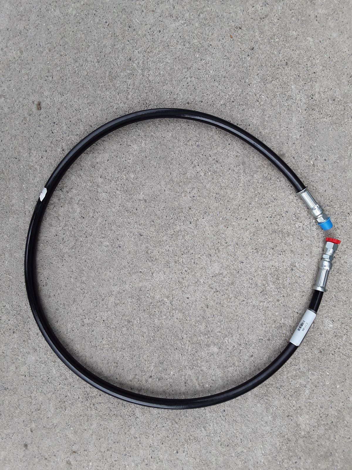 C17189 HOSE EARLY PRODUCTION 3 POINT LIFT HOSE - TOP - Ingersoll/Case Tractor Part