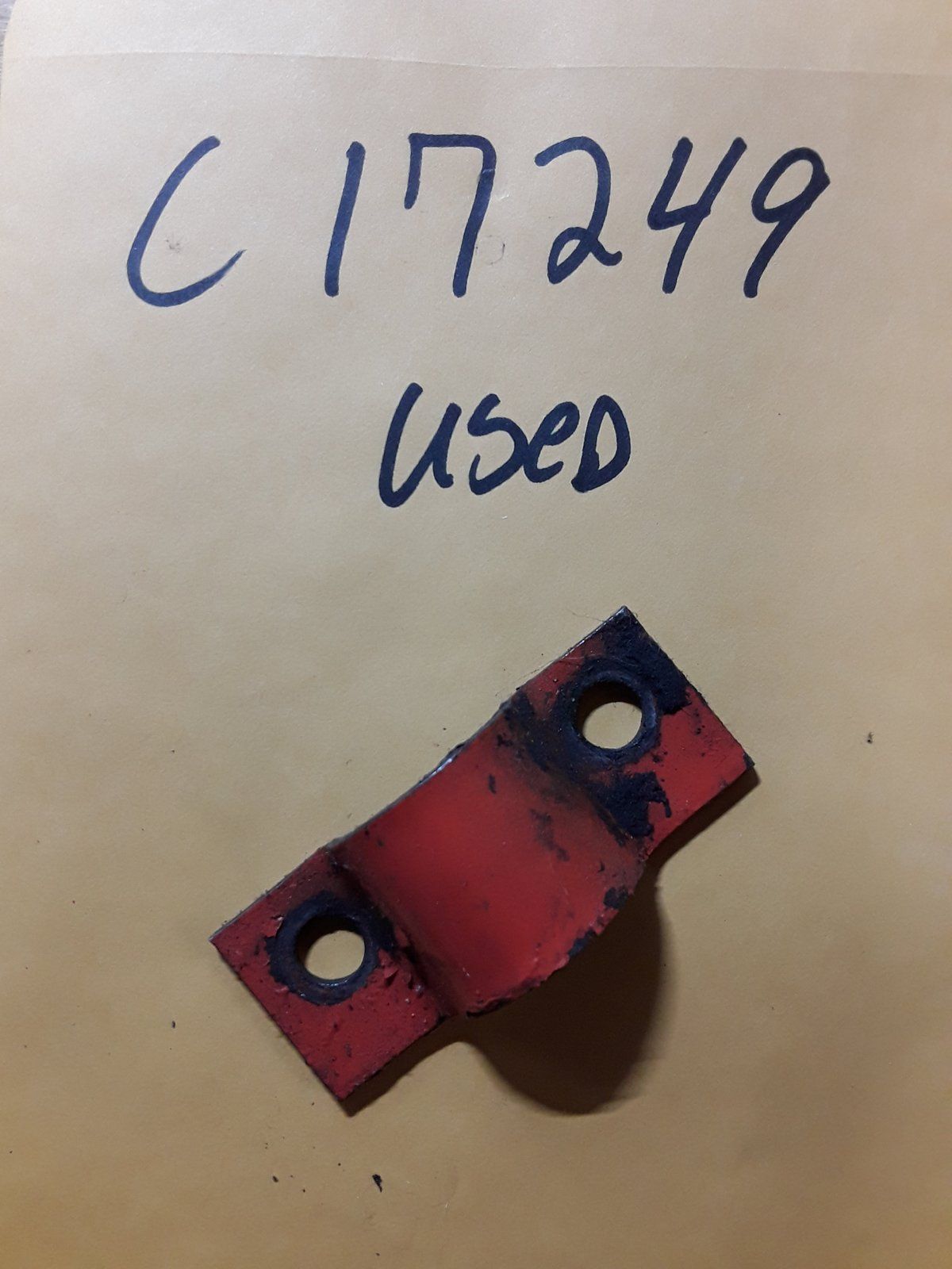 C17249 USED BRACKET - CLAMP TOP - Ingersoll/Case Tractor Part