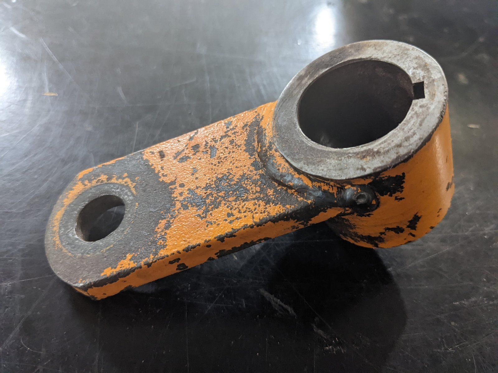 C17407 USED ARM - UPPER SPINDLE 644 646 - Ingersoll/Case Tractor Part
