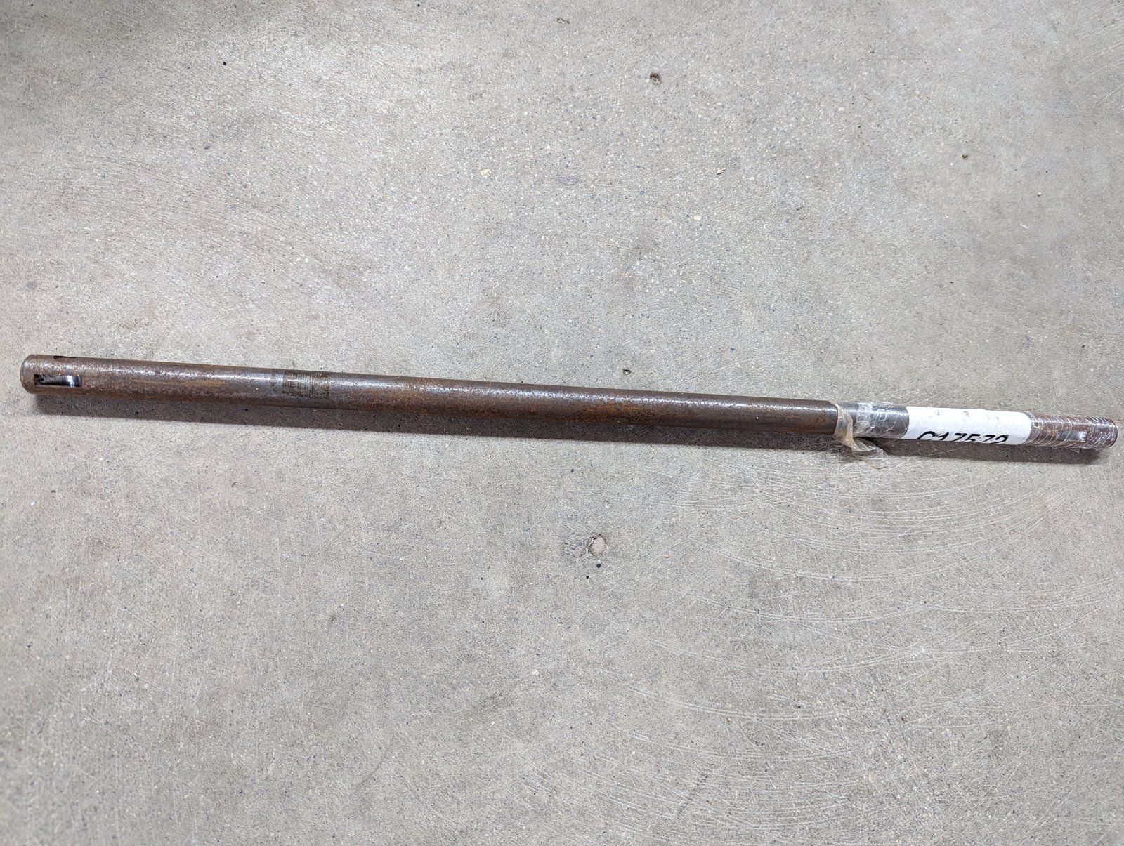 C17572 SHAFT - STEERING 644 646 LOADERS - Ingersoll/Case Tractor Part