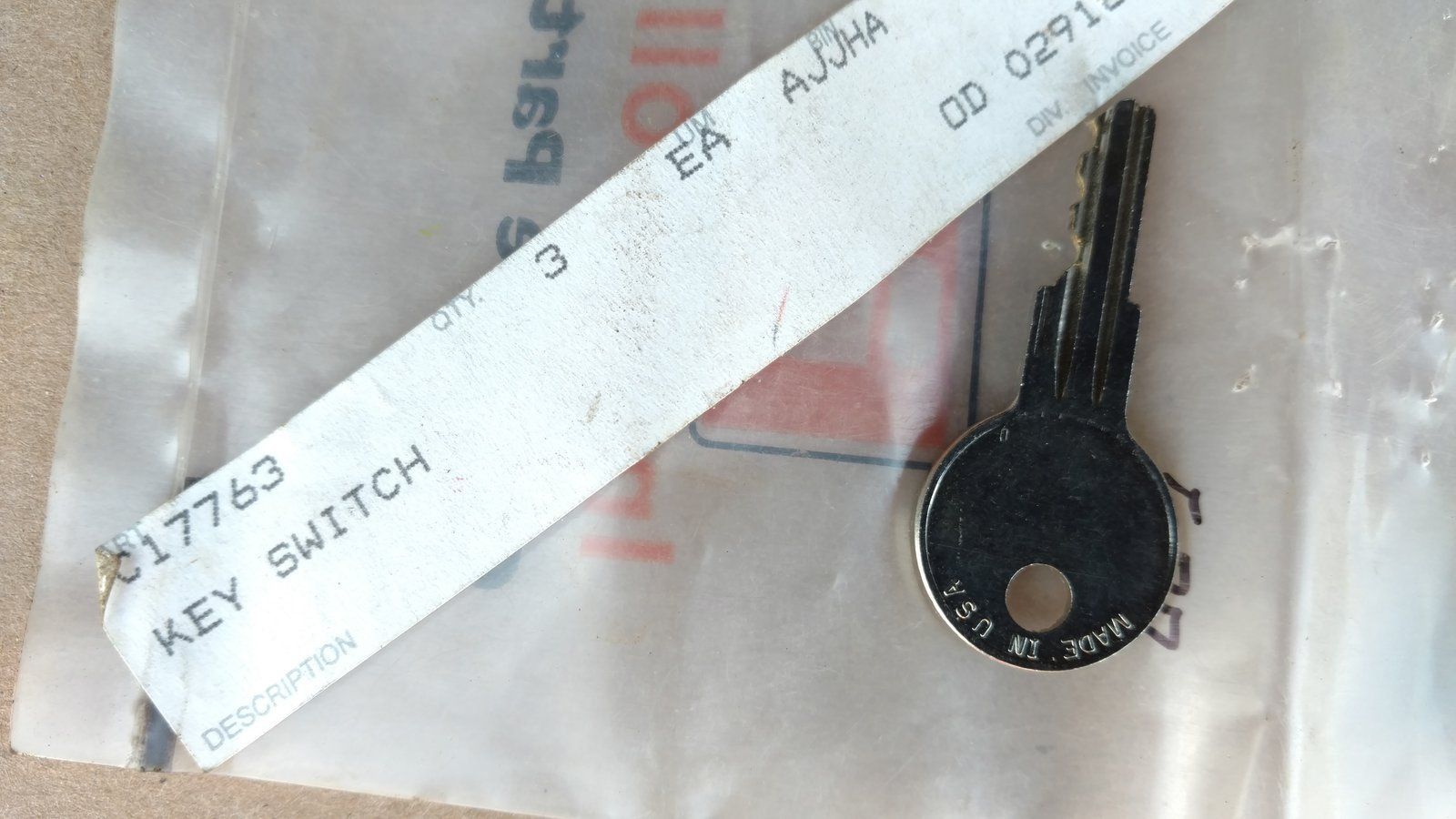 C17763 KEY-IGNITION (for C21595) - Ingersoll/Case Tractor Part