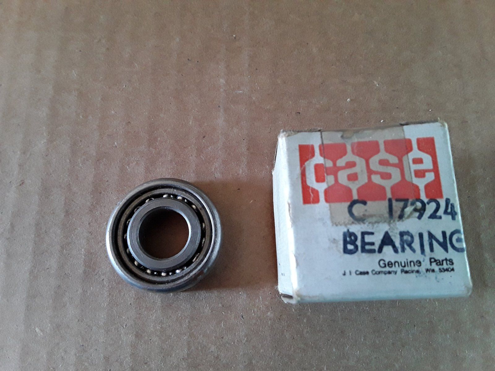 C17924 BEARING - Ingersoll/Case Tractor Part
