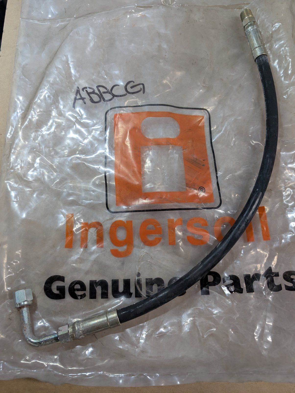 C18154 HOSE 1/4" 1.77x20 2750 PSI - Ingersoll/Case Tractor Part