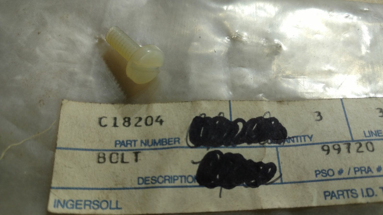 C18204 10-24 X 1/2 NYLON - Ingersoll/Case Tractor Part