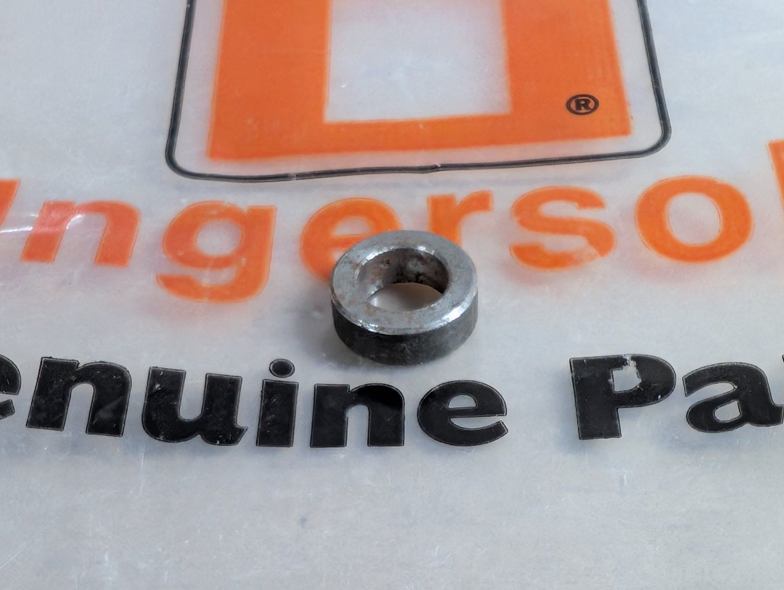 C18359 BUSHING .376 X .625 X .22 - Ingersoll/Case Tractor Part