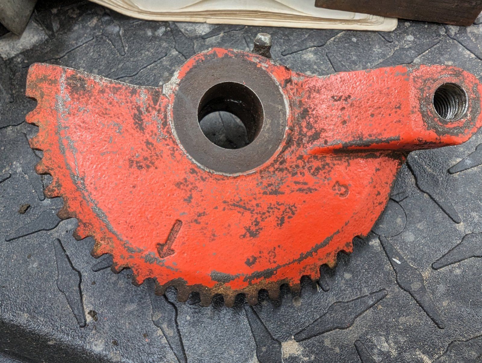 C18711 USED STEERING GEAR - Ingersoll/Case Tractor Part