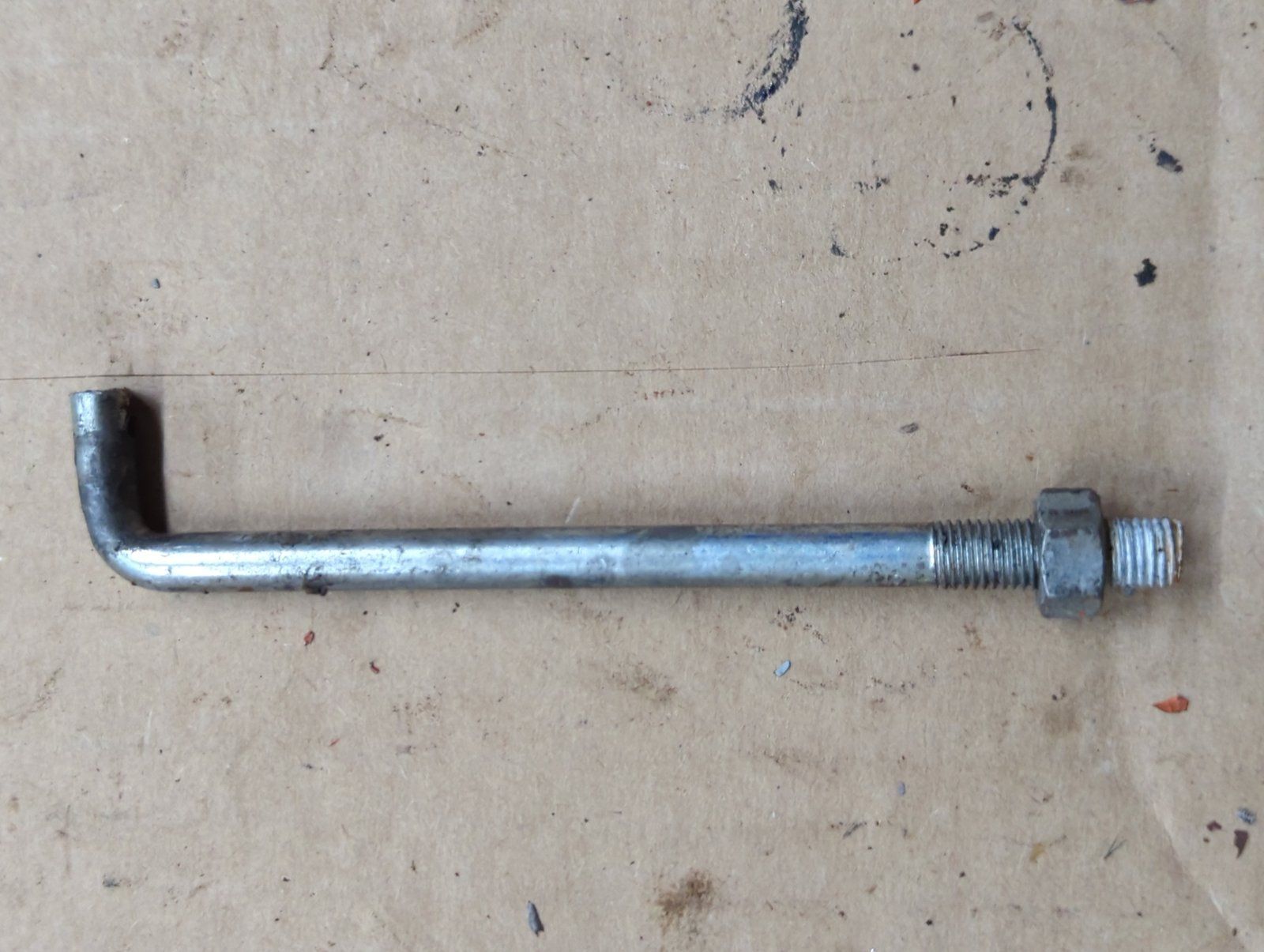 C18742 USED ROD-CONTROL VALVE C31670 - Ingersoll/Case Tractor Part