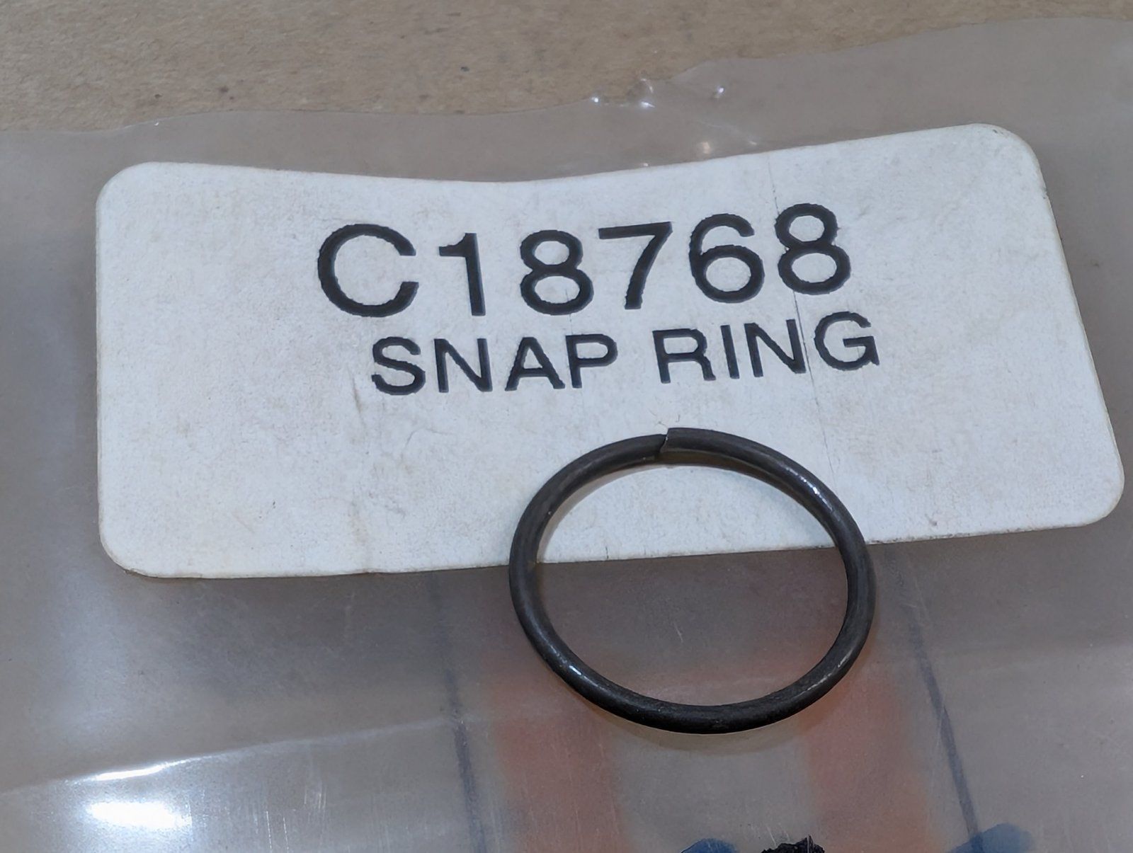 C18768 SNAP RING - Ingersoll/Case Tractor Part