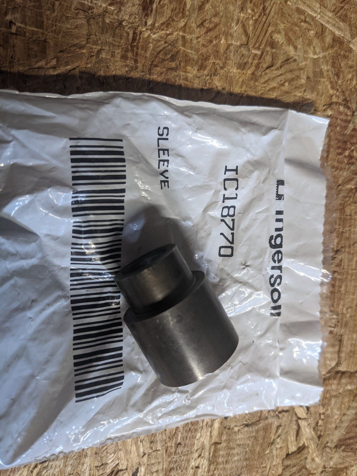 C18770 SLEEVE - PIVOT H - J -K -L SNOW BLOWER - Ingersoll/Case Tractor Part