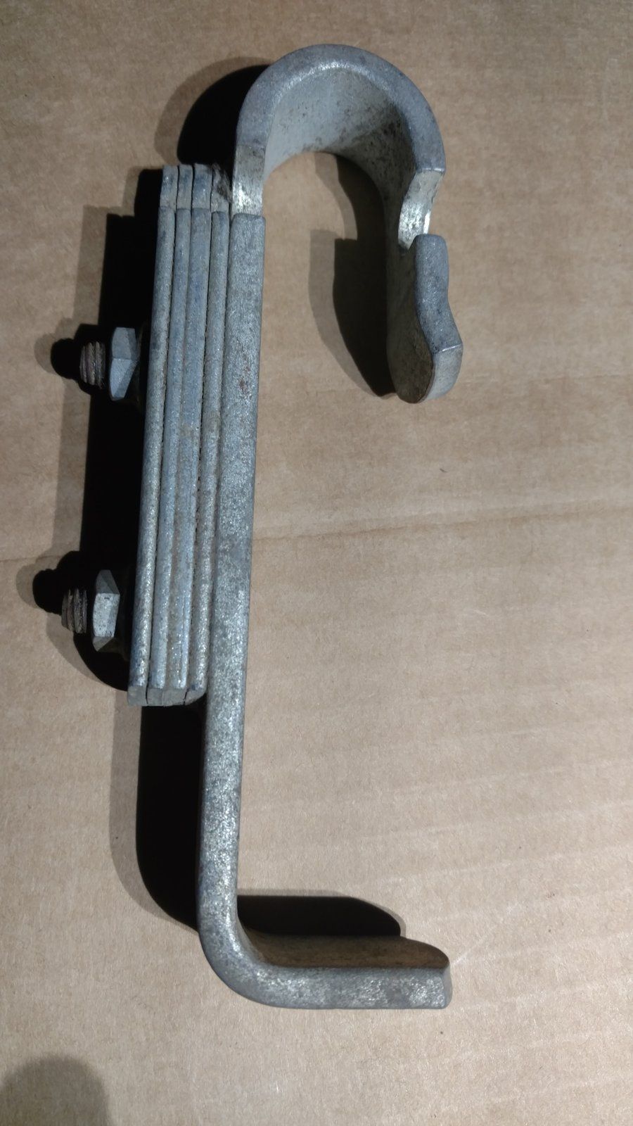 C18811 USED LIFT LATCH INCLUDES (4) C17281 SPACERS - Ingersoll/Case Tractor Part