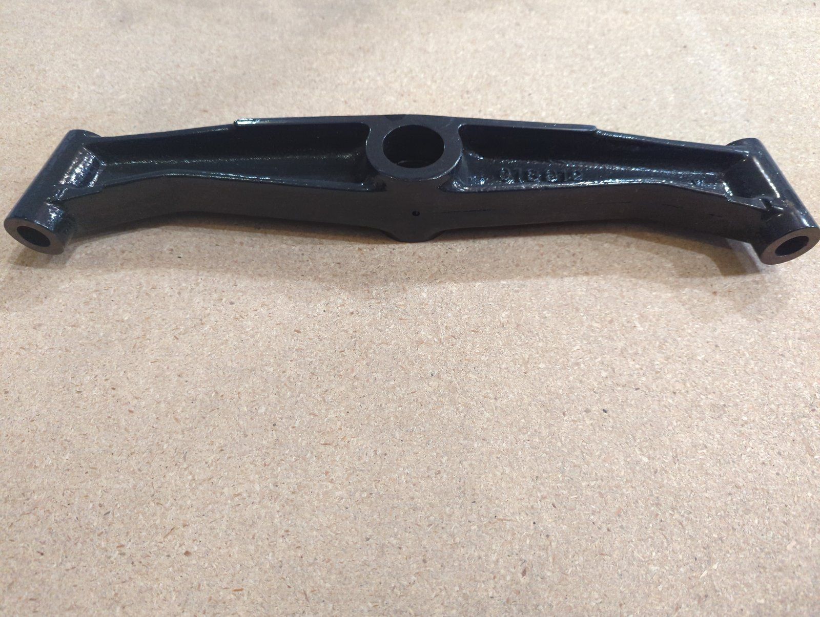 C18812 AXLE - FRONT 200 3000 SERIES - Ingersoll/Case Tractor Part