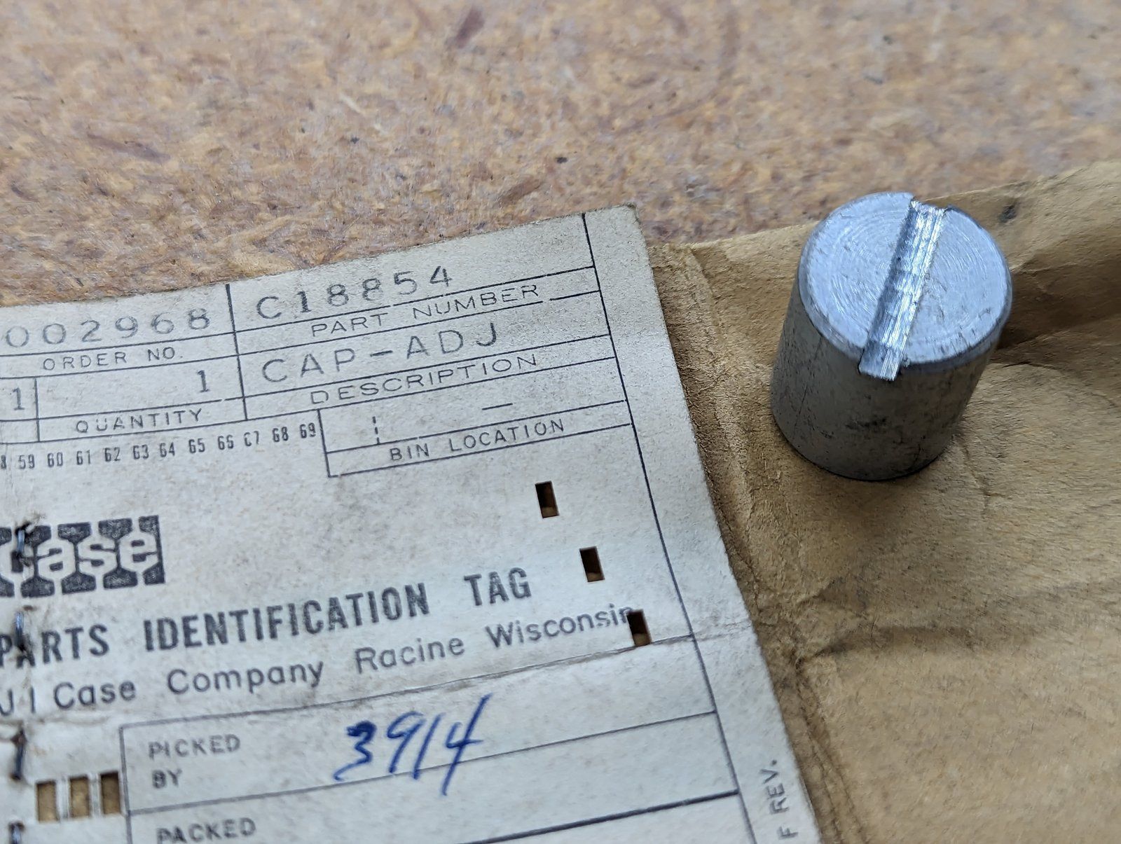 C18854 CAP - ADJUSTMENT - Ingersoll/Case Tractor Part