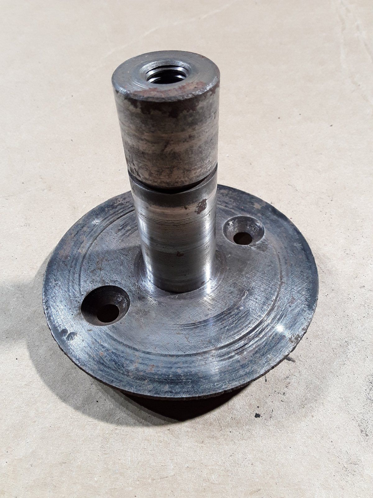 C18901 USED CLUTCH HUB ONAN SHIM ADJUST - Ingersoll/Case Tractor Part
