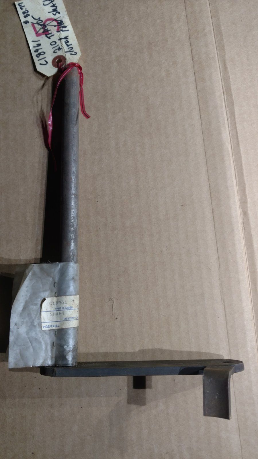 C18961 SHAFT - CLUTCH IDLER MODEL 210 - Ingersoll/Case Tractor Part