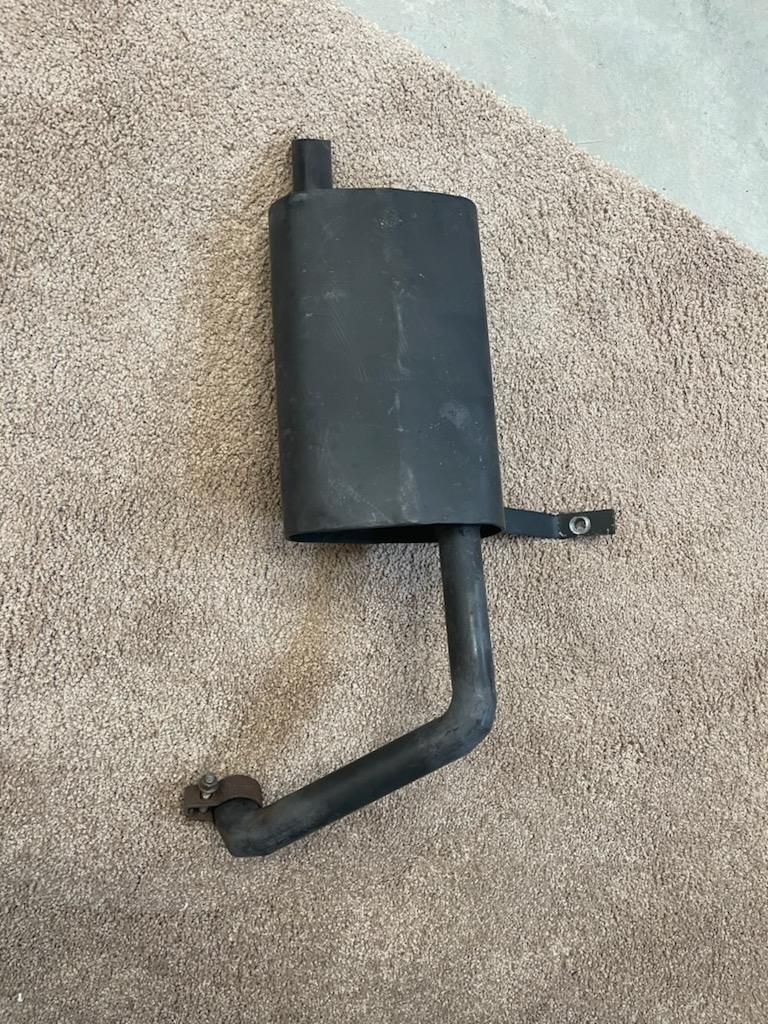 C19053-1 Muffler KOHLER C19053 - Ingersoll/Case Tractor Part