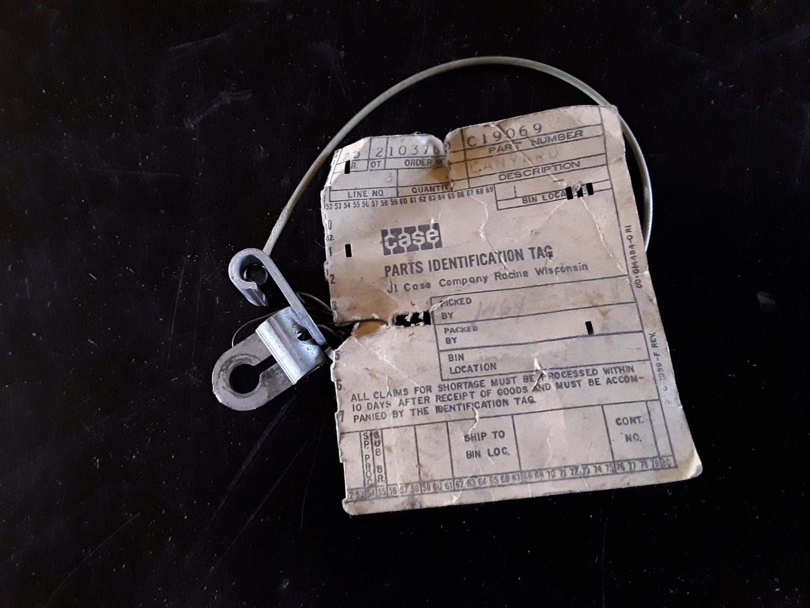 C19069 LANYARD - HOOD - Ingersoll/Case Tractor Part