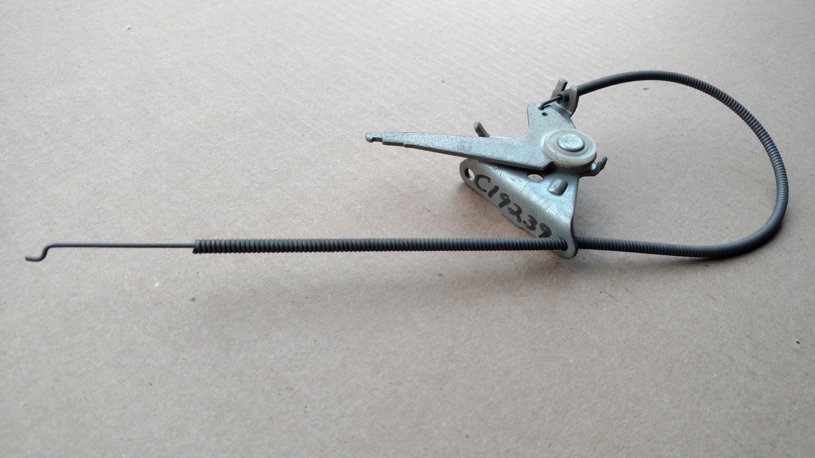 C19239 CONTROL - CHOKE - Ingersoll/Case Tractor Part