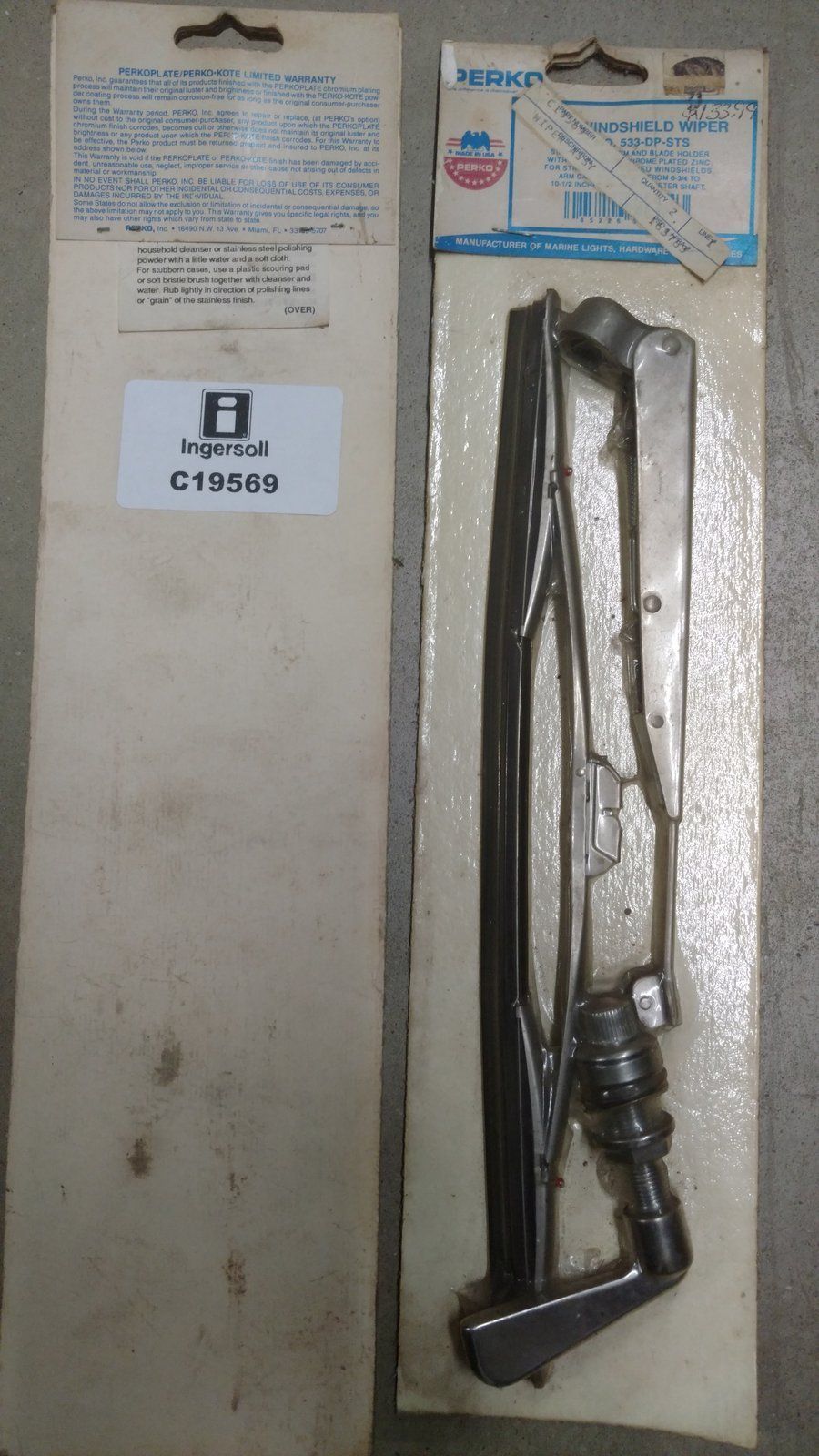 C19569 HAND WINDSHIELD WIPER ASSY K1 K2 CAB - Ingersoll/Case Tractor Part