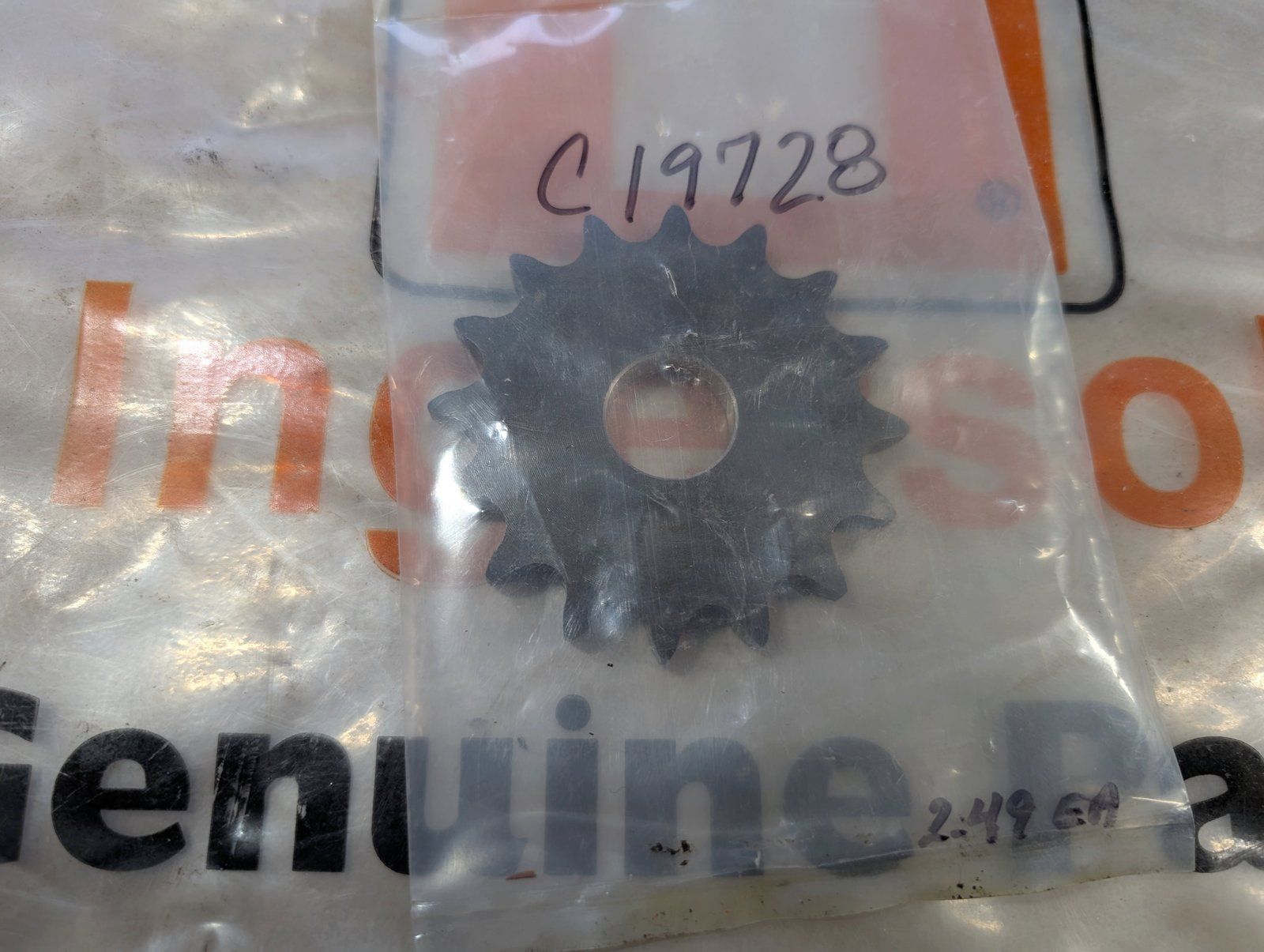 C19728 SPROCKET 16T - Ingersoll/Case Tractor Part