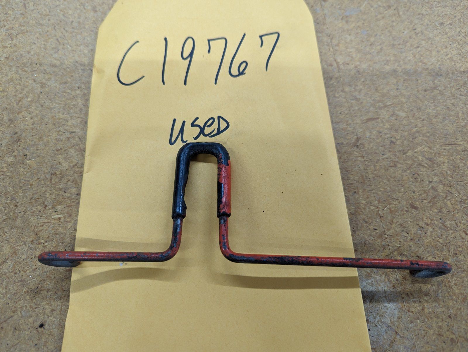 C19767 USED GUIDE - CLUTCH ROD - Ingersoll/Case Tractor Part