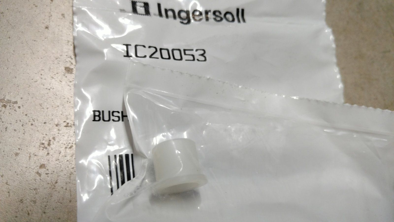 C20053 BUSHING - FLANGE NYLON .375 ID - Ingersoll/Case Tractor Part