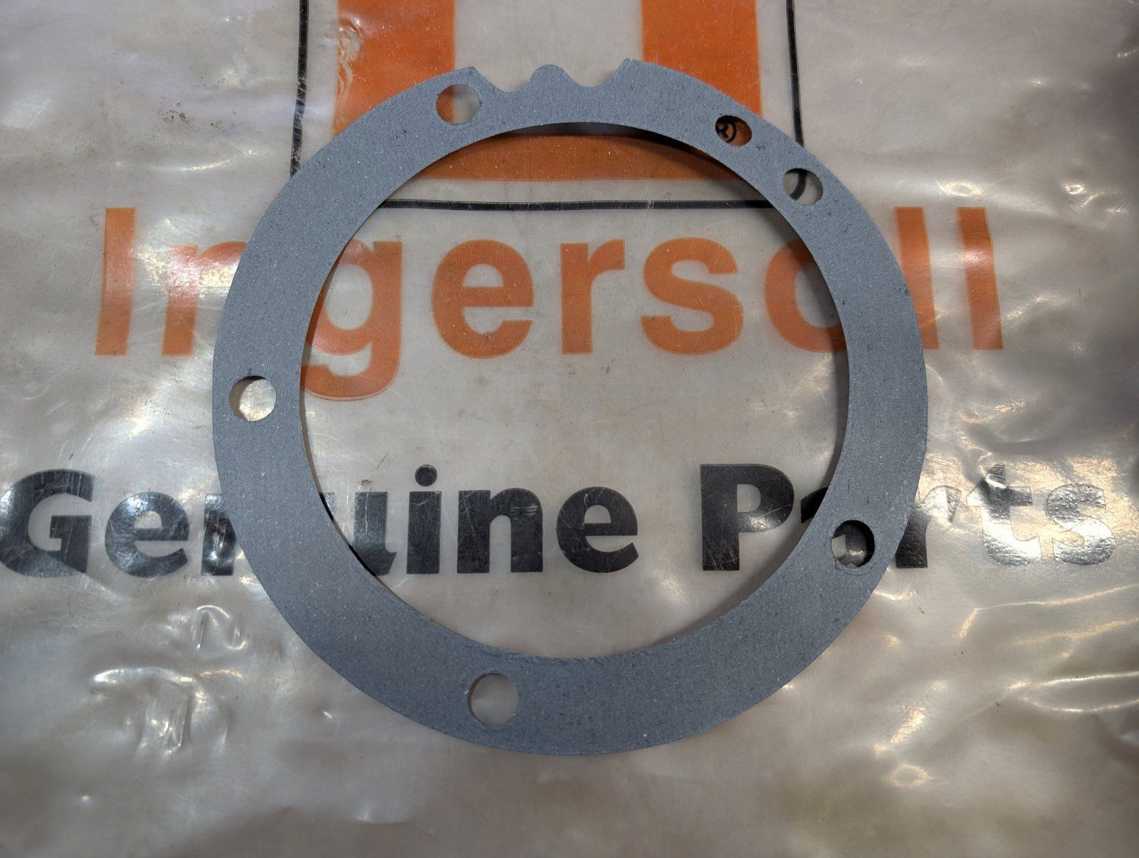 C20268 GASKET - BEARING PLATE ONAN 101-0809 - Ingersoll/Case Tractor Part