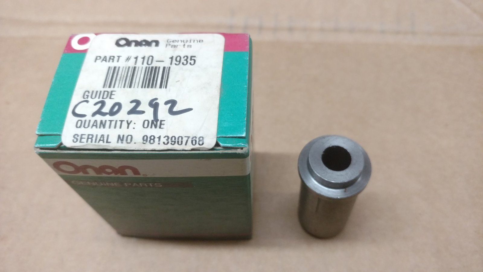 C20292 GUIDE ONAN 110-1935 - Ingersoll/Case Tractor Part