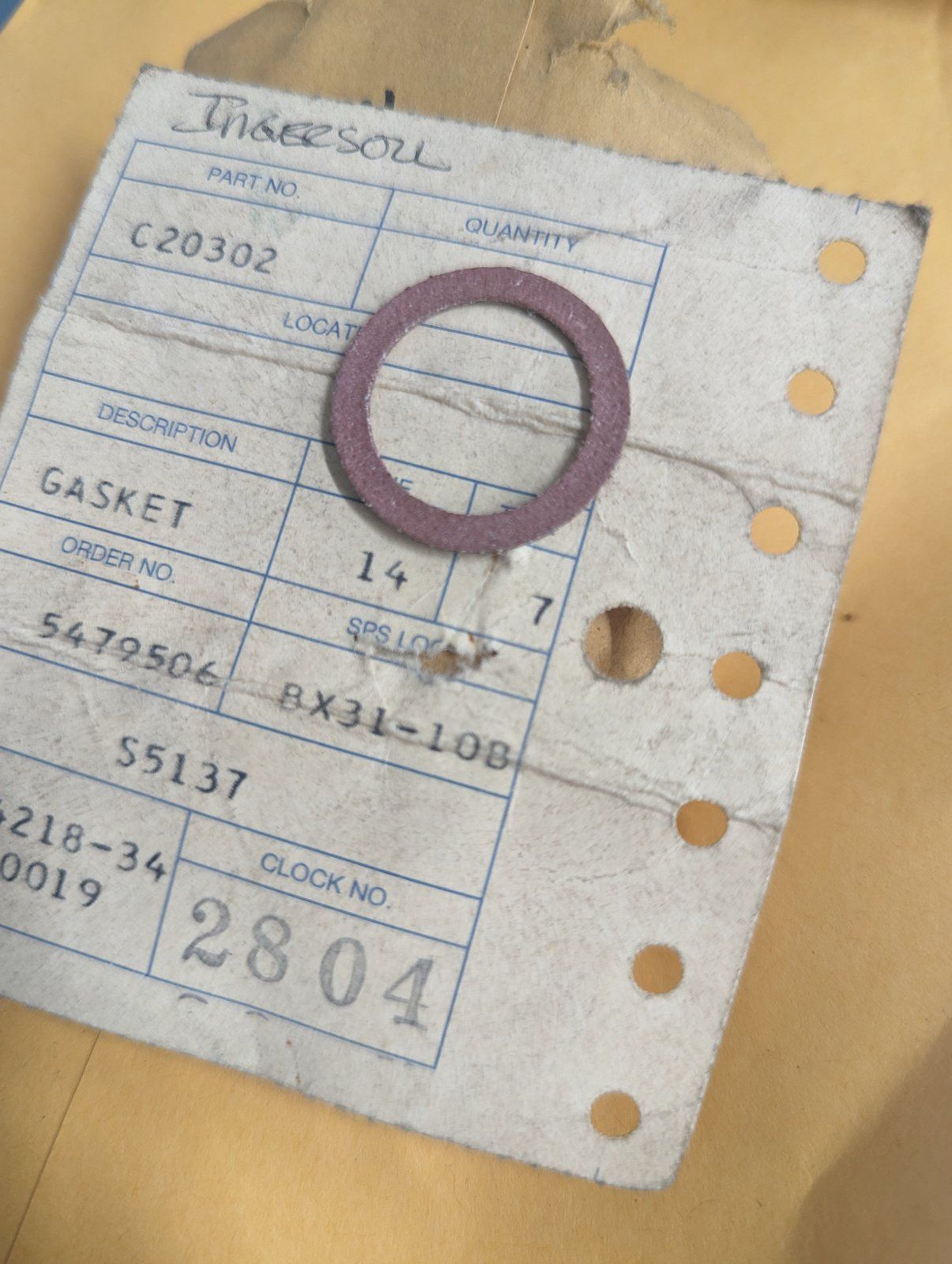 C20302 GASKET - VALVE GUIDE ONAN 110-3136 - Ingersoll/Case Tractor Part