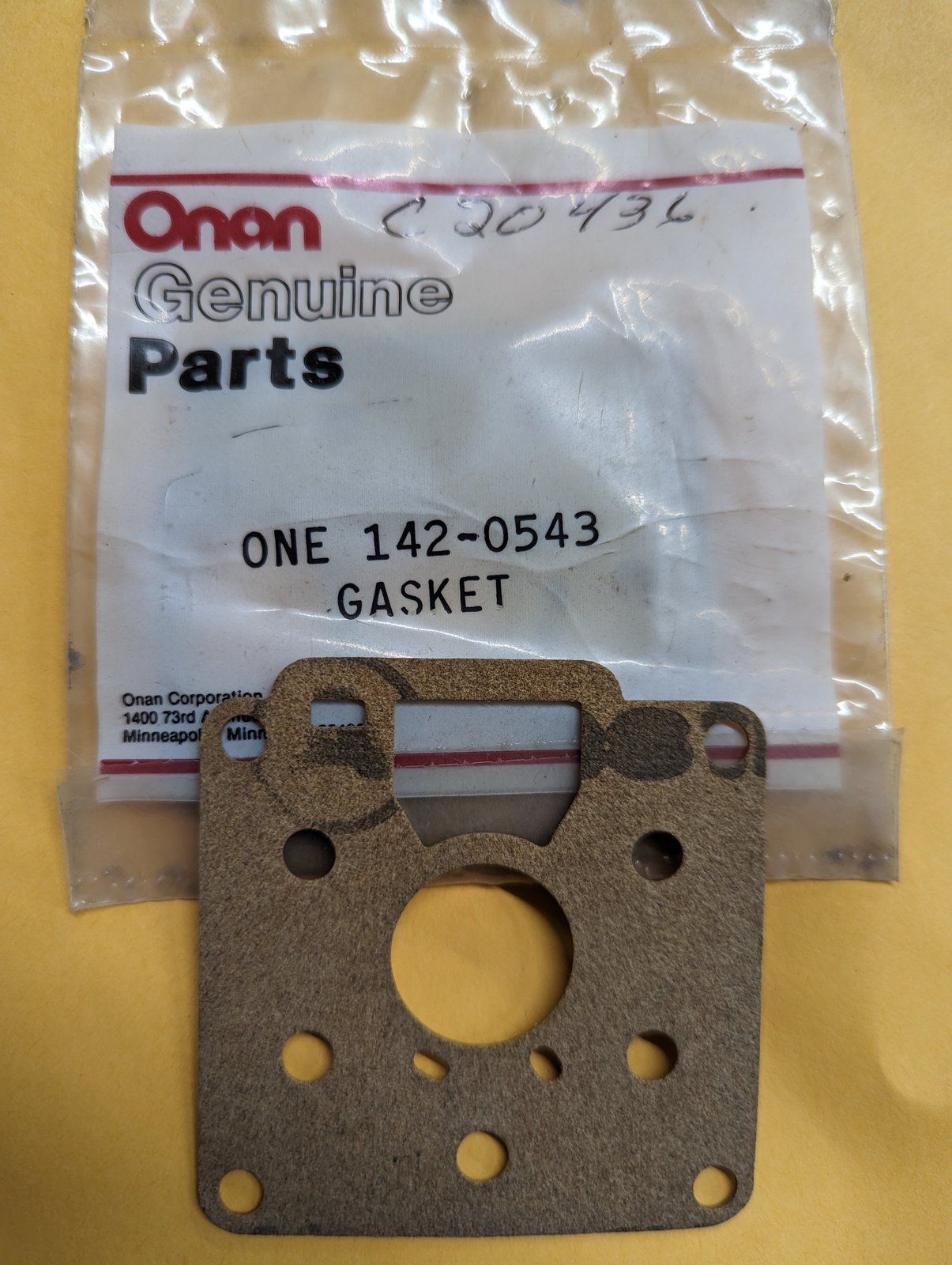 C20436 ONAN CARB GASKET 142-0543 - Ingersoll/Case Tractor Part