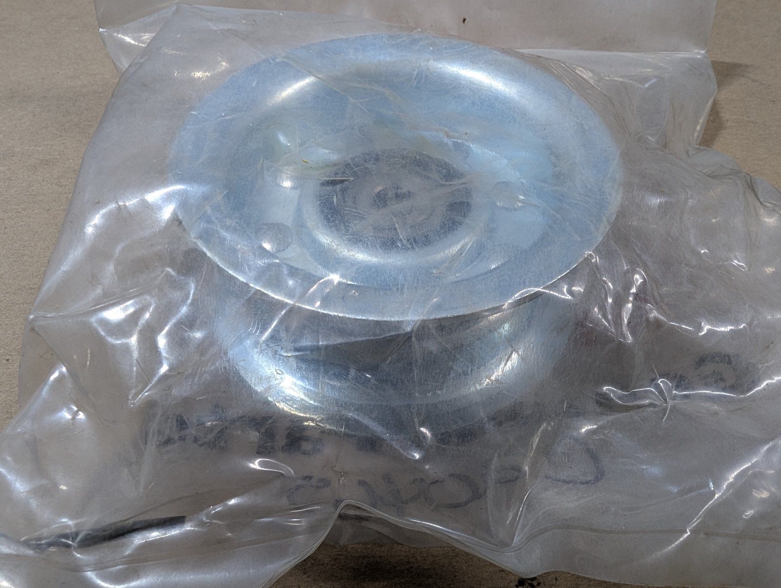 C20465 PULLEY FLAT IDLER 2.75 X 1.25 X .38 HUB - Ingersoll/Case Tractor Part