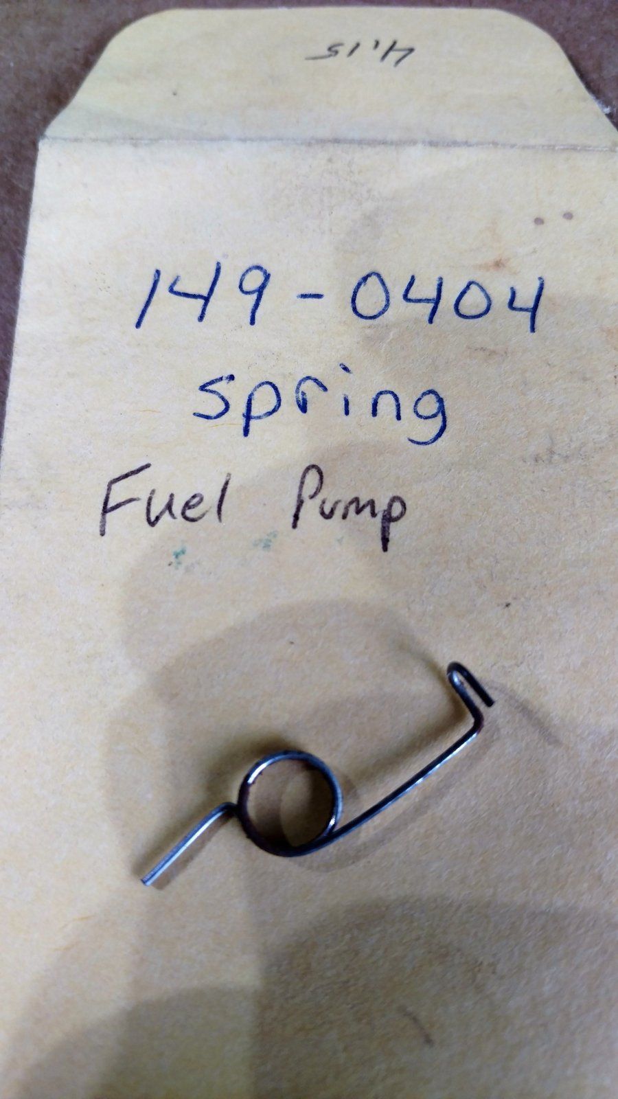 C20734 SPRING - FUEL PUMP - ONAN 149-0404 - Ingersoll/Case Tractor Part