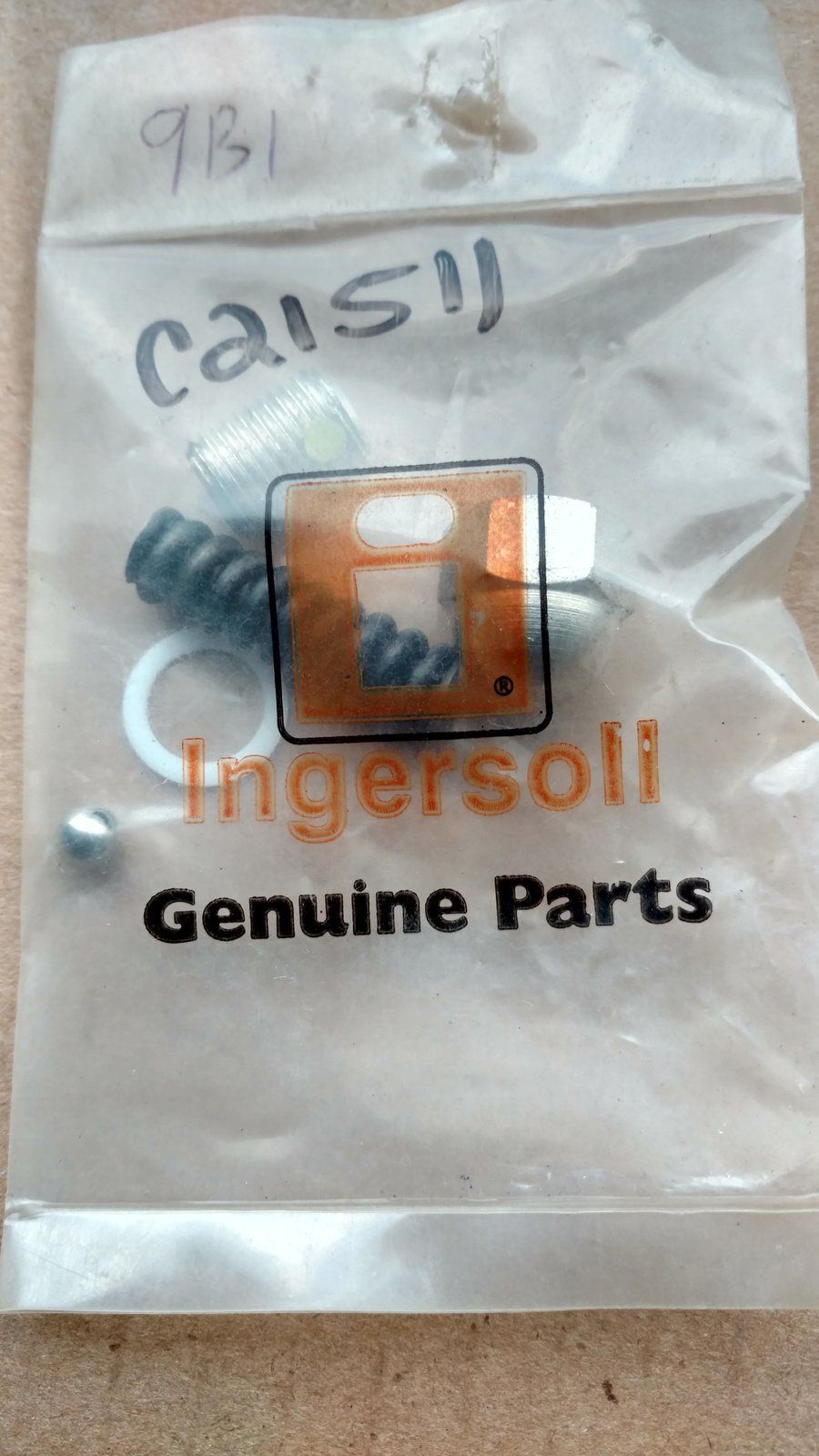 C21511 RELIEF VALVE C21505 - Ingersoll/Case Tractor Part