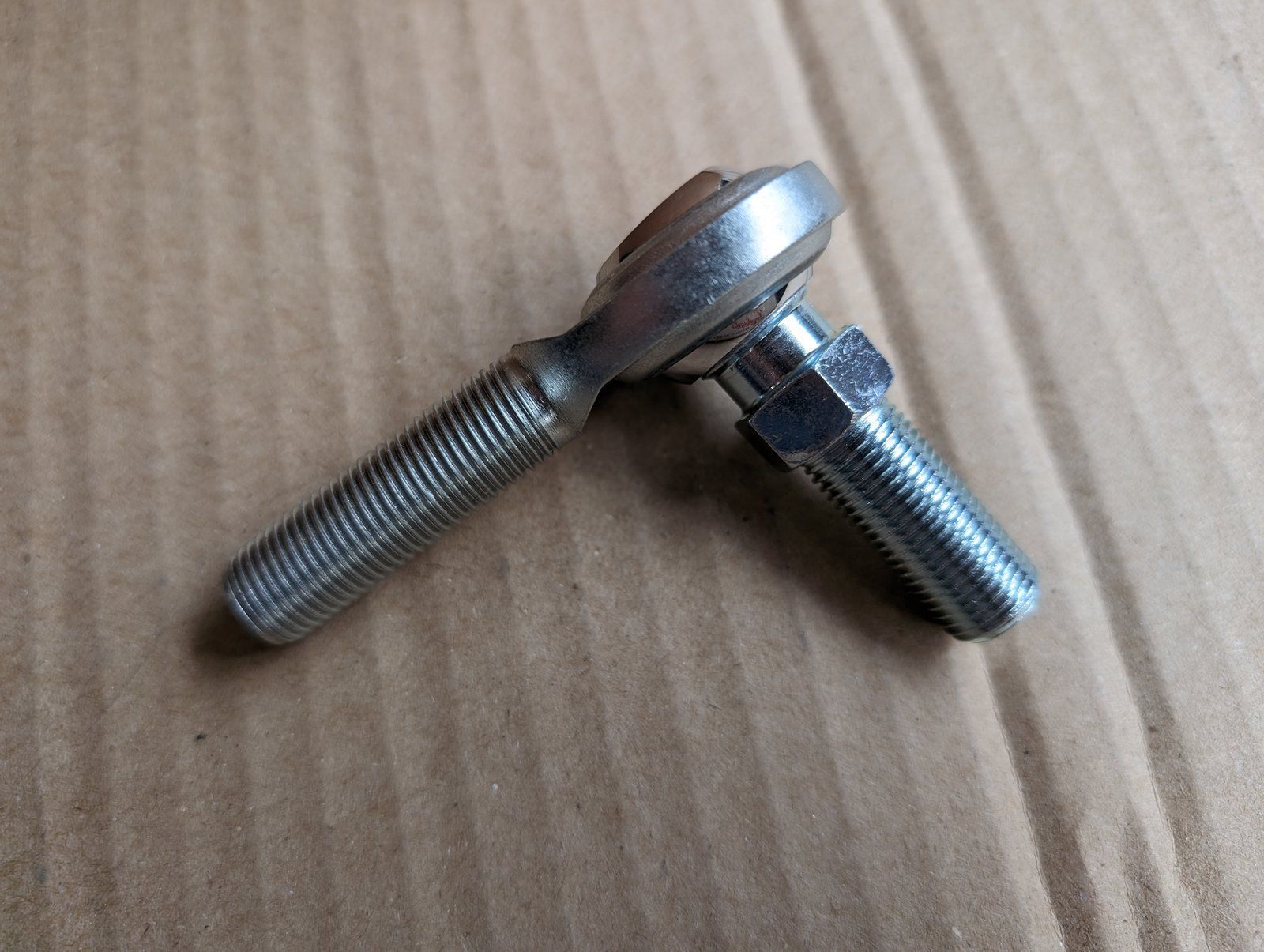 C21526 BALL JOINT 1/2 RH (MALE/MALE) - Ingersoll/Case Tractor Part