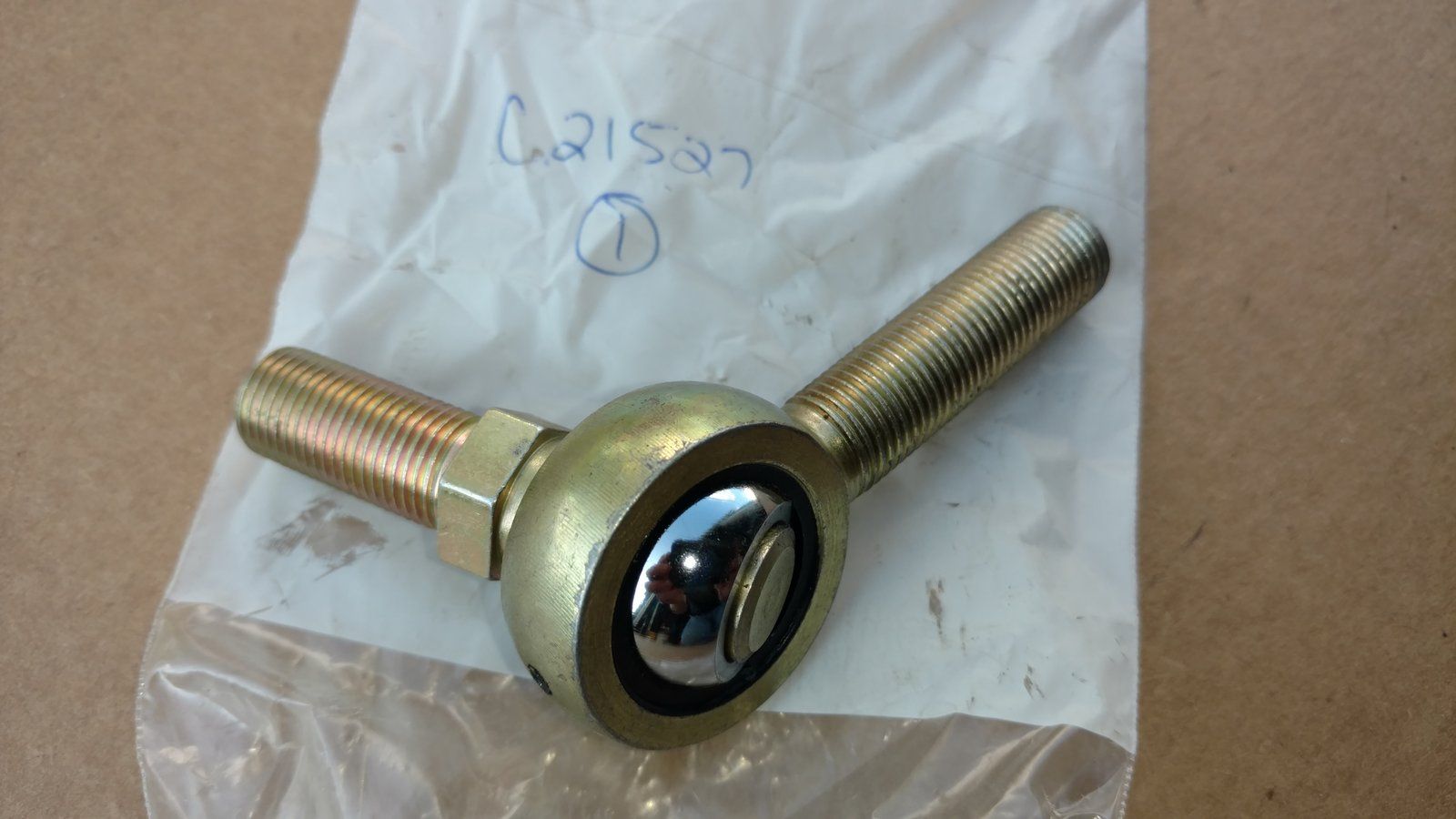 C21527 BALL JOINT 1/2 LH MALE/MALE - Ingersoll/Case Tractor Part