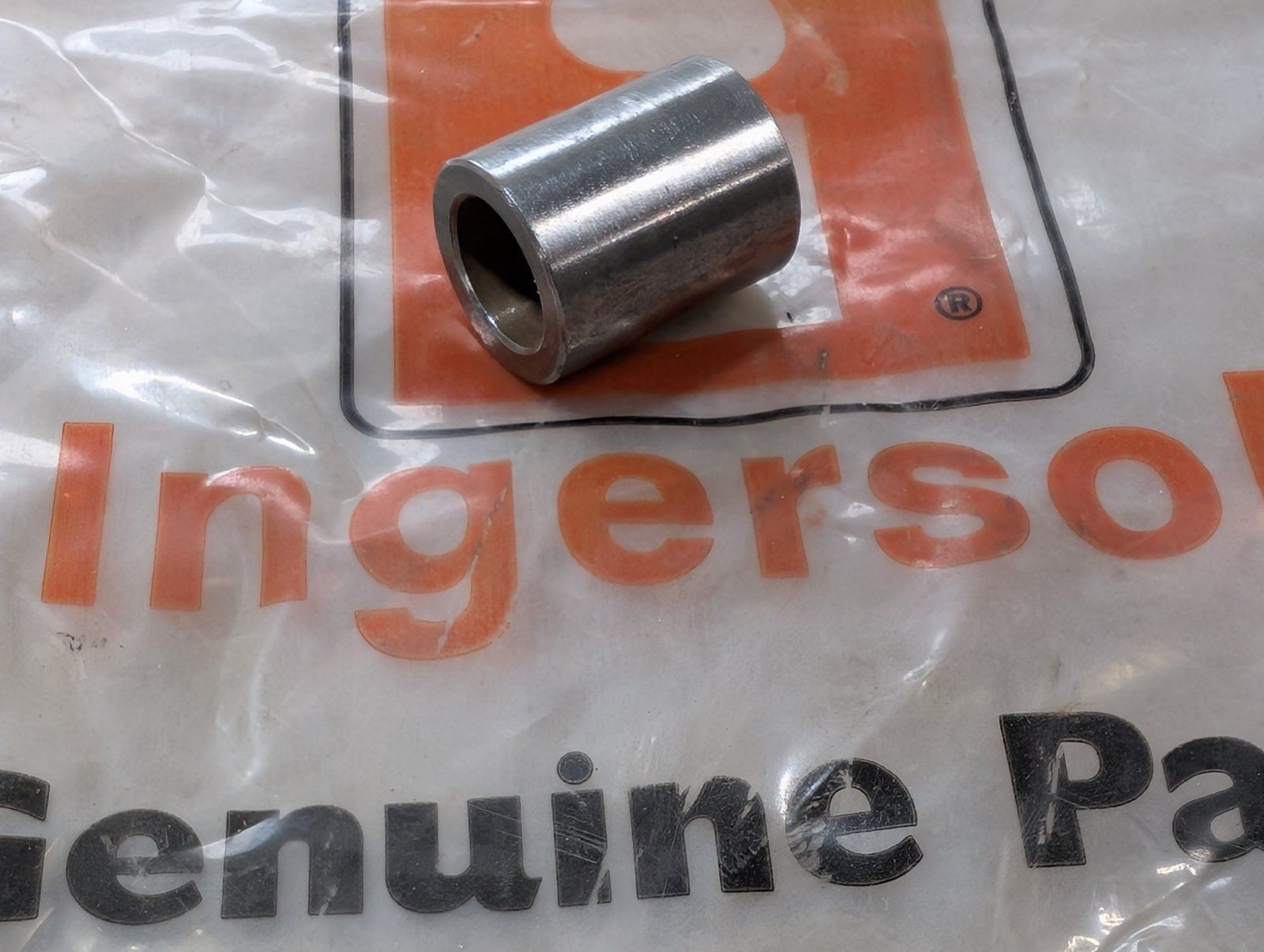 C21652 BUSHING .50 X .75 X .938 MOUNT PIVOT - Ingersoll/Case Tractor Part