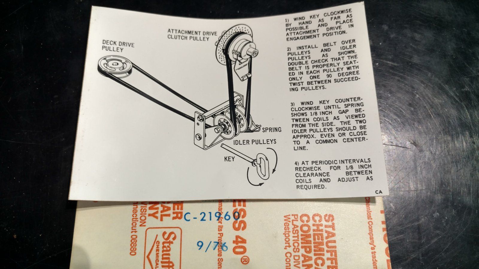 C21960 DECAL - Ingersoll/Case Tractor Part