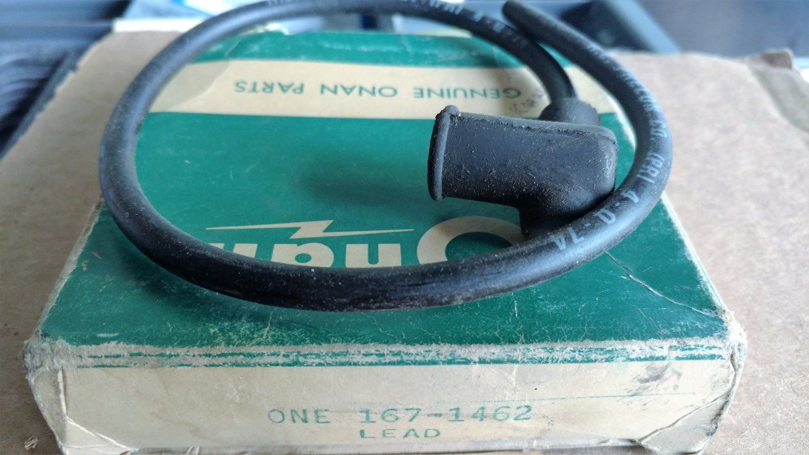 C22370 CABLE - SPARK PLUG ONAN 167-1462 - Ingersoll/Case Tractor Part